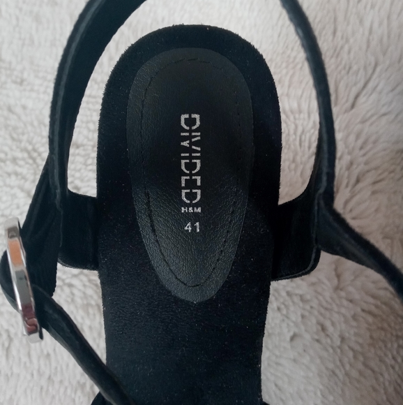 -- X -- Black Suede Chunky Sandals Divided H&M - Picture 6 of 6